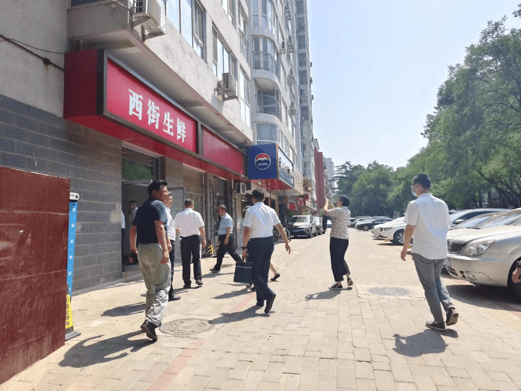 用心服务，树立企业服务标杆